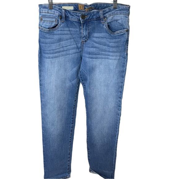KUT - The Katy Boyfriend Jeans, Casual, Weekend, Coastal, Whiskering, 8 (31”) - Picture 1 of 7